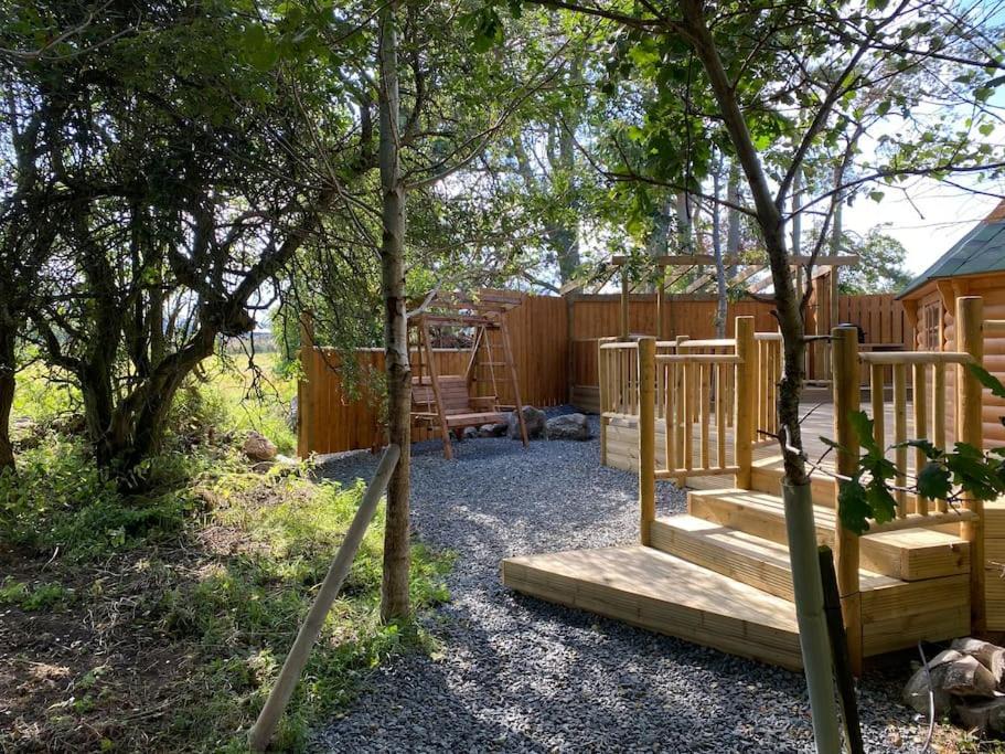 Craigshannoch Luxury 1 Bed Woodland Lodge Hot Tub Kintore Exterior foto